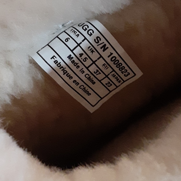 Women's UGG Patten Leather Chestnut size 6 - Picture 7 of 9